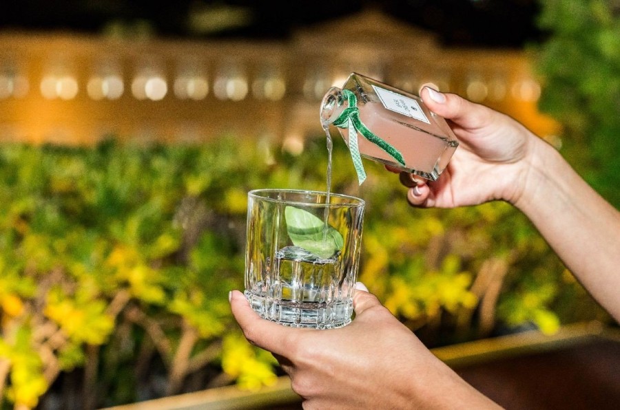 Royal Botanic Cocktails στο μαγευτικό GB Roof Garden - Φωτογραφία 2