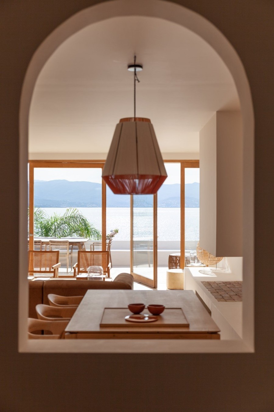 Ένα beach house στην ακτή Ajaccio της Κορσικής που θα σας βάλει σε καλοκαιρινό mood- Φωτογραφία 4