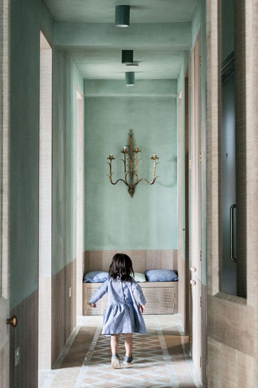 Oι αρχιτέκτονες Zoe Chan και Merlin Eayrs δημιούργησαν το Beldi, ένα ονειρικό σπίτι στο Λονδίνο - Φωτογραφία 3