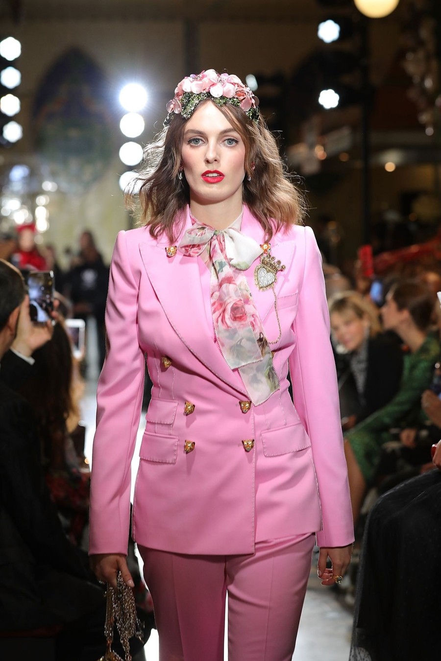 Οι Dolce & Gabbana μεταμορφώνουν τα Harrods του Λονδίνου για μια βραδιά - Φωτογραφία 6