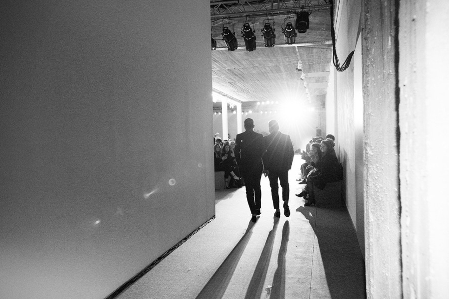 Στο backstage του couture show των Mi-Ro - Φωτογραφία 20