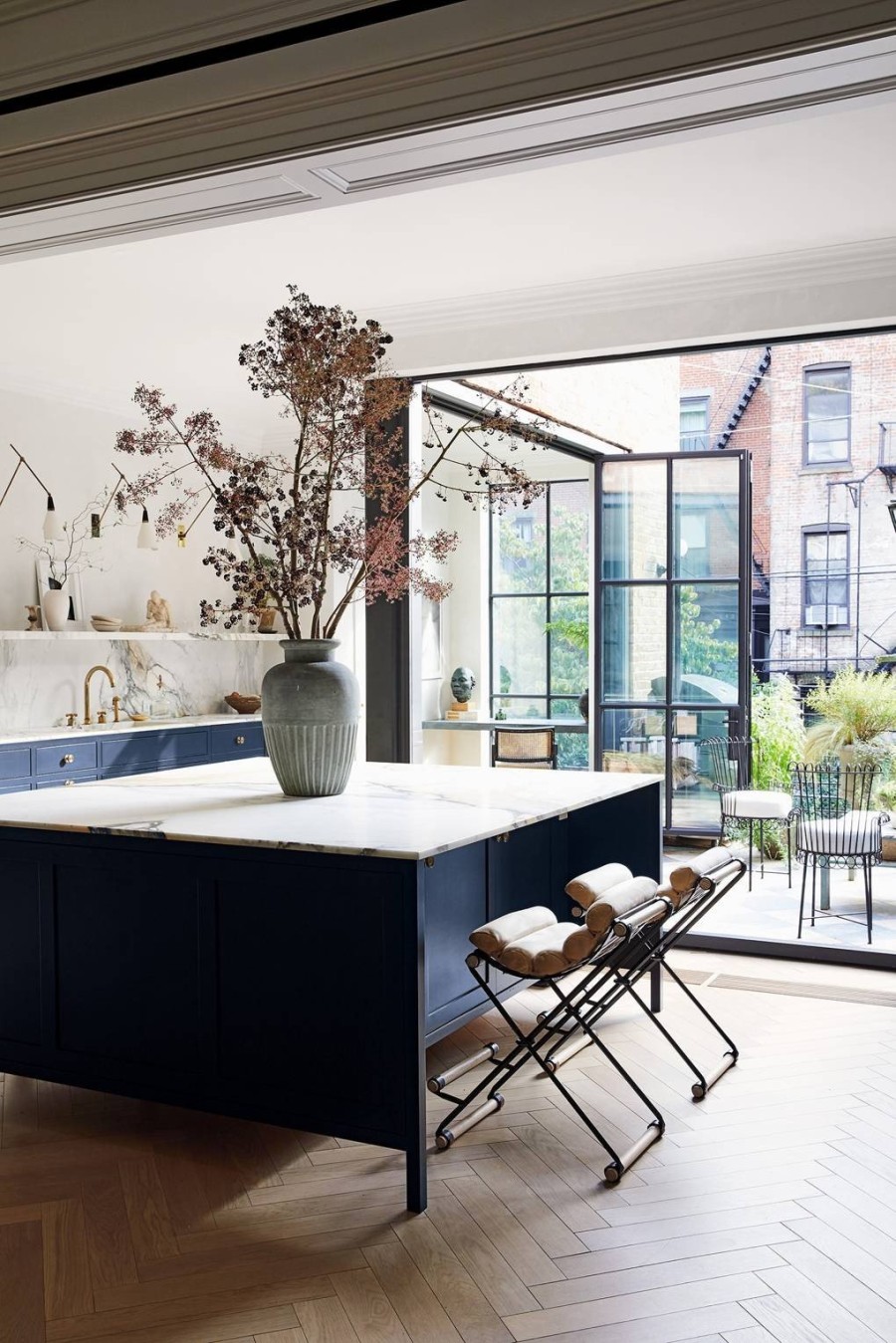 Μια εντυπωσιακή κατοικία στο Brooklyn με μοντέρνο design & elegant αισθητική- Φωτογραφία 2