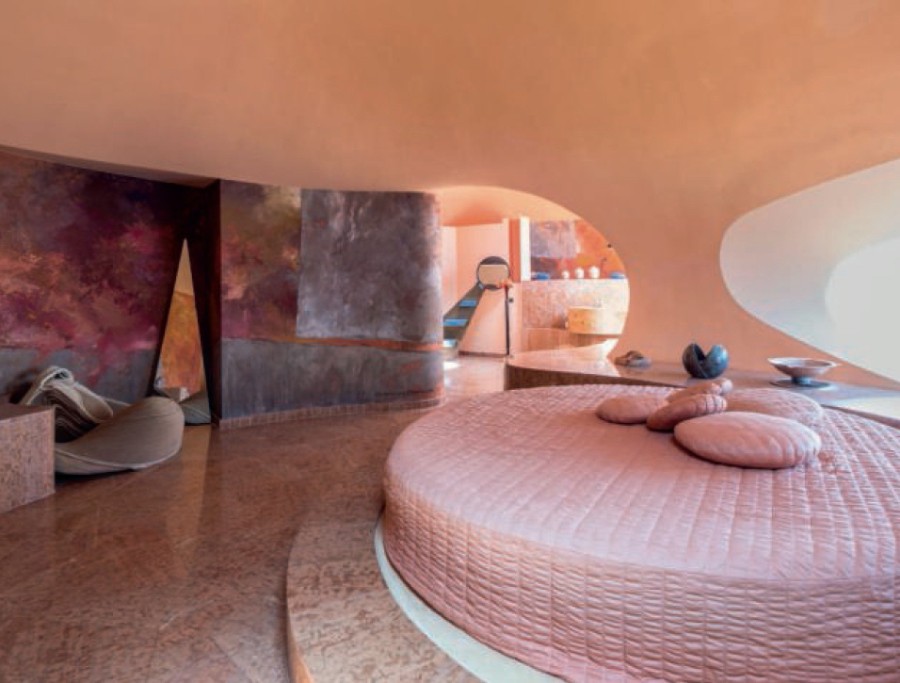 Η θρυλική βίλα, Palais Bulles, του Pierre Cardin στη γαλλική Ριβιέρα είναι ένα φουτουριστικό αρχιτεκτονικό αριστούργημα- Φωτογραφία 12