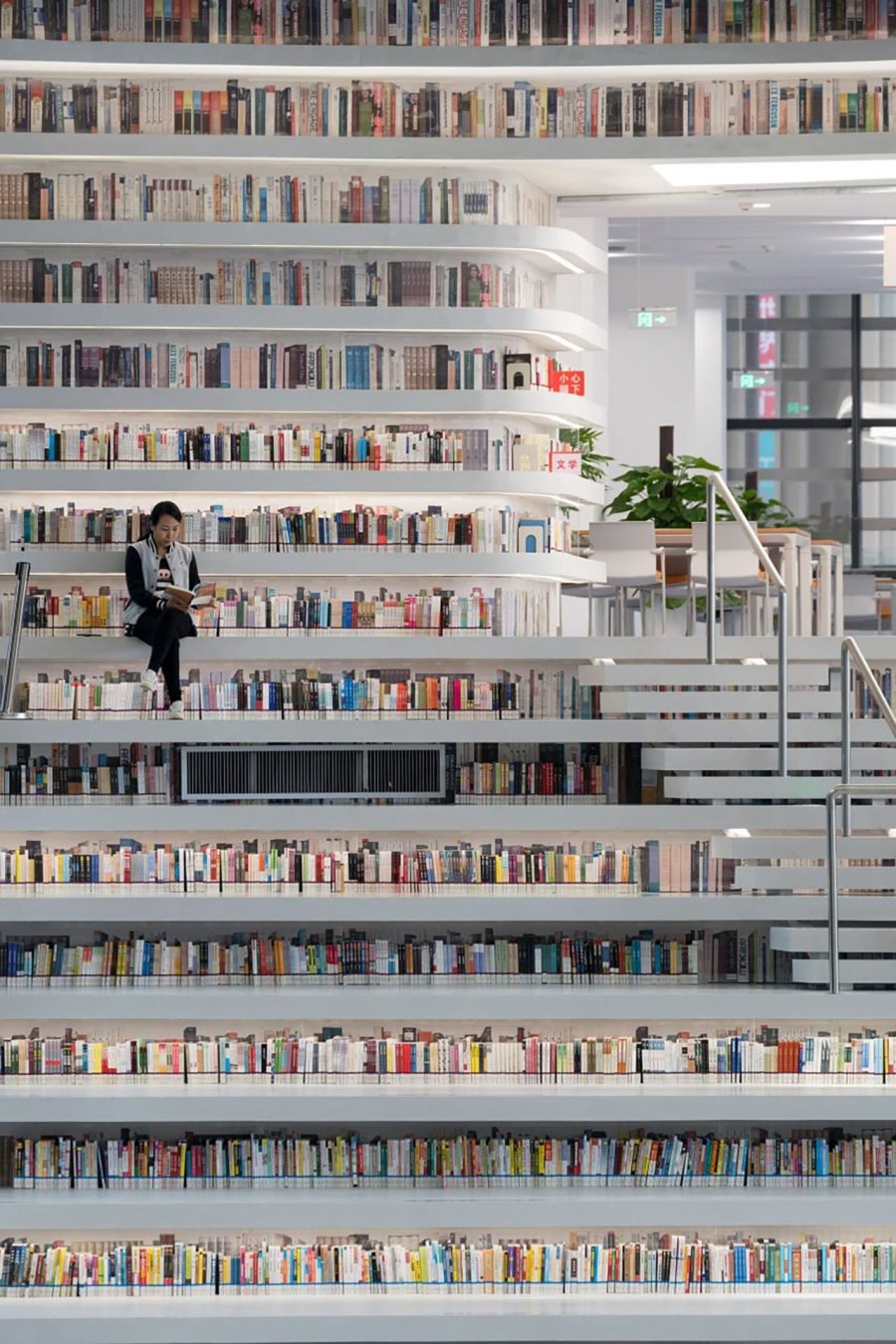 Η Tianjin Binhai Library είναι μια βιβλιοθήκη που σίγουρα δεν έχετε ξαναδεί - Φωτογραφία 3