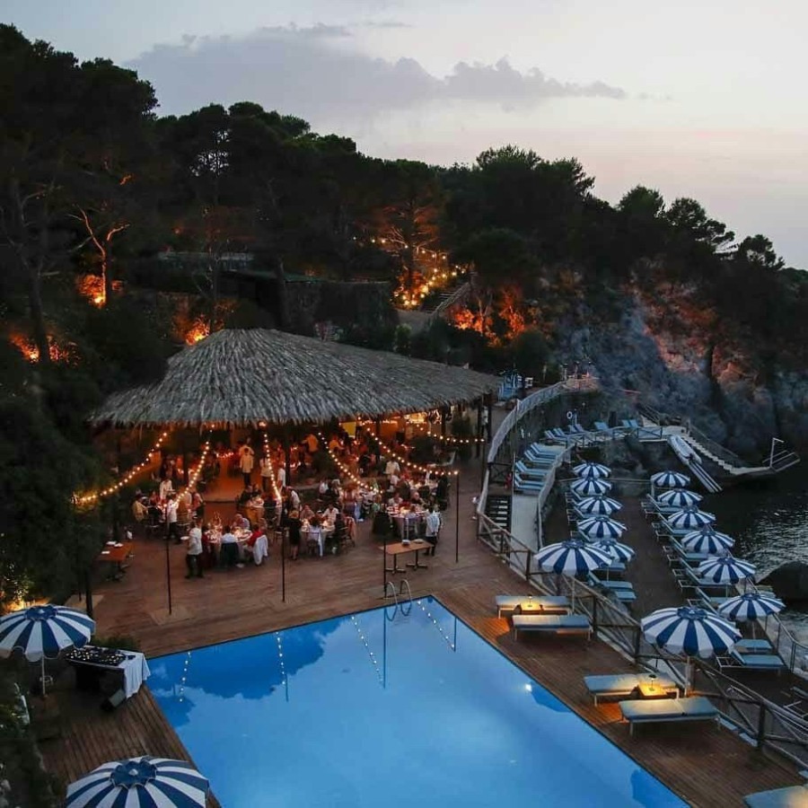 Resort 2022: Η Max Mara έκλεψε τις εντυπώσεις με τη νέα συλλογή της στην Ischia της Ιταλίας- Φωτογραφία 1