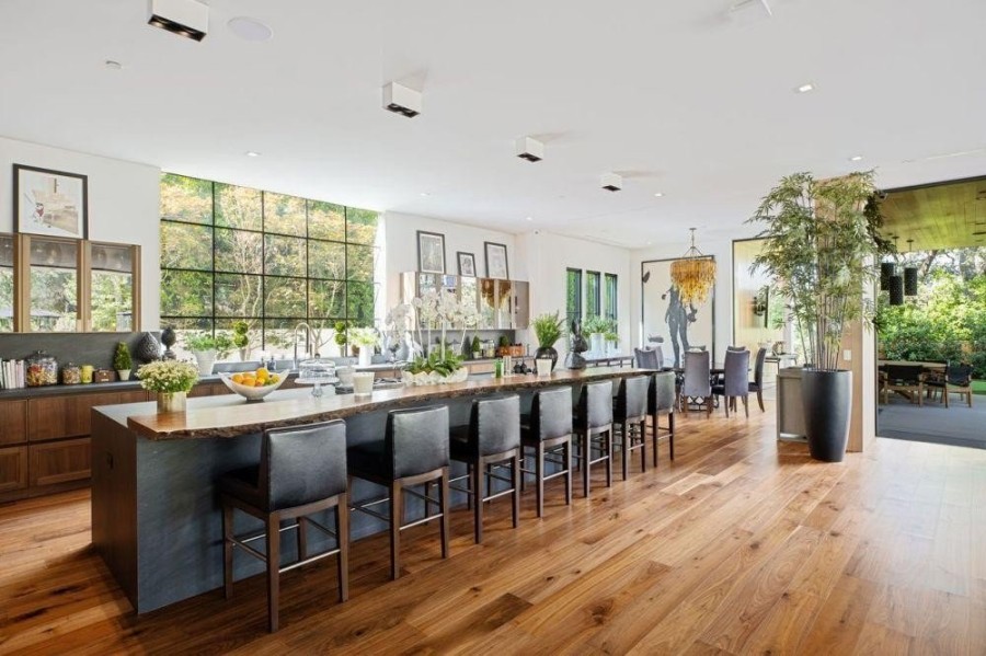 Celebrity houses: Μια ματιά στη luxury κατοικία της Sophie Turner και του Joe Jonas στην California- Φωτογραφία 1
