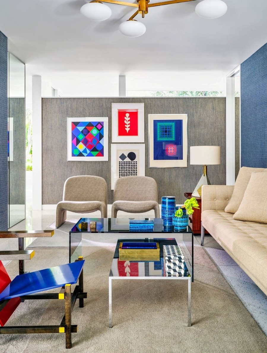 Μια light-filled κατοικία στο Beverly Hills αποτυπώνει τα έντονα χρώματα με κομψό τρόπο- Φωτογραφία 1