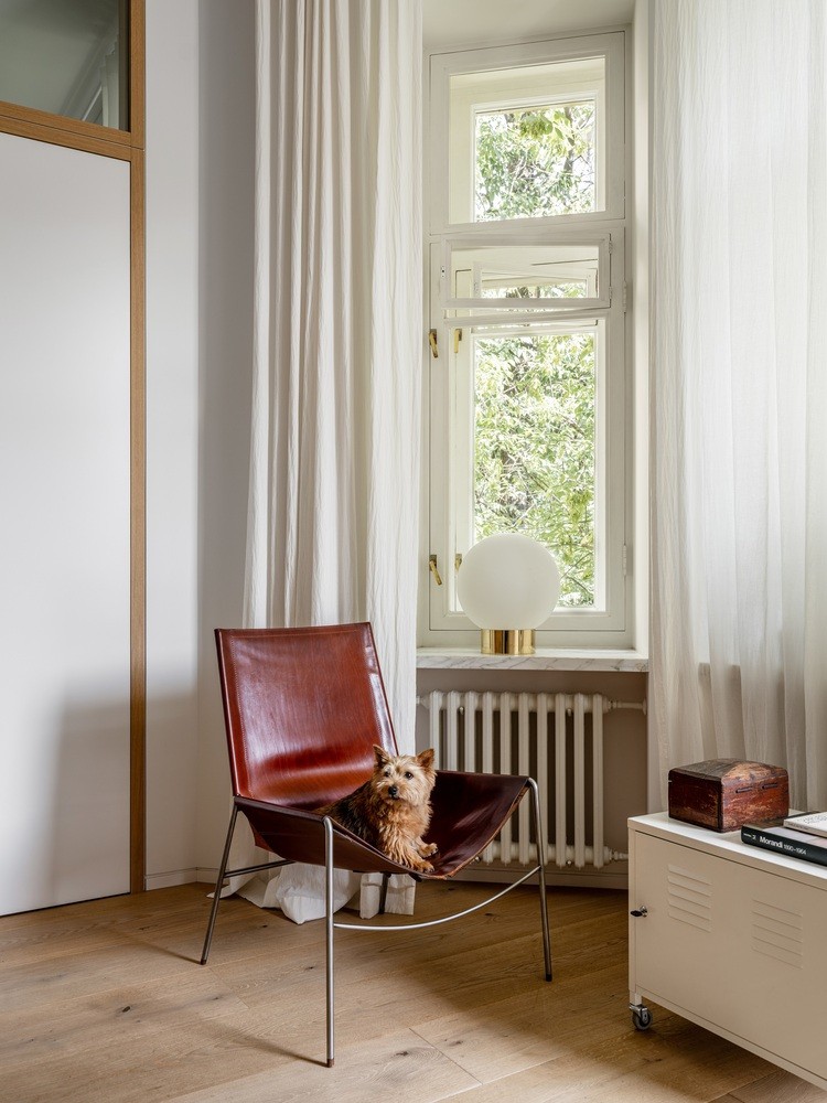 Πώς το eclectic design αποτυπώνεται στην πιο minimal εκδοχή του σε ένα tiny διαμέρισμα- Φωτογραφία 3