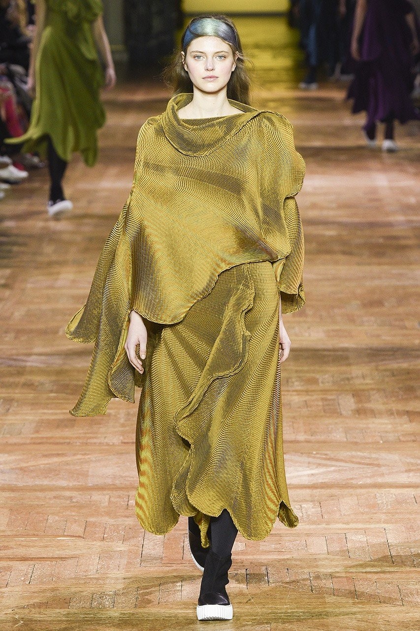 Glam Trend: Cloth of Gold - Φωτογραφία 10