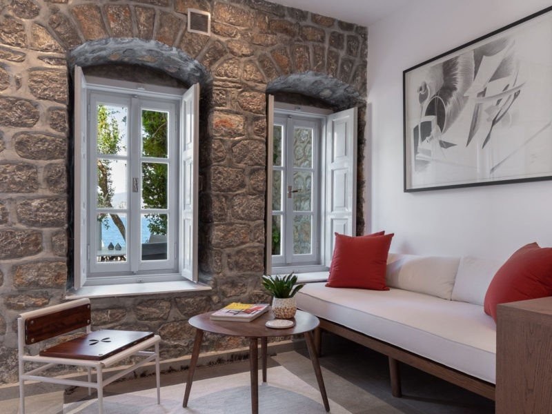 Onos Residence: Τώρα μπορείτε να μείνετε στην κατοικία ενός διάσημου Έλληνα καλλιτέχνη στην Ύδρα- Φωτογραφία 10