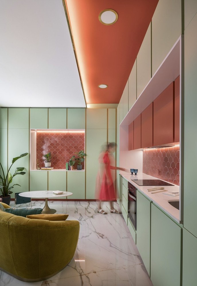 Πώς μια tiny κατοικία στη Μαδρίτη μετατράπηκε σε έναν colorful παράδεισο- Φωτογραφία 1