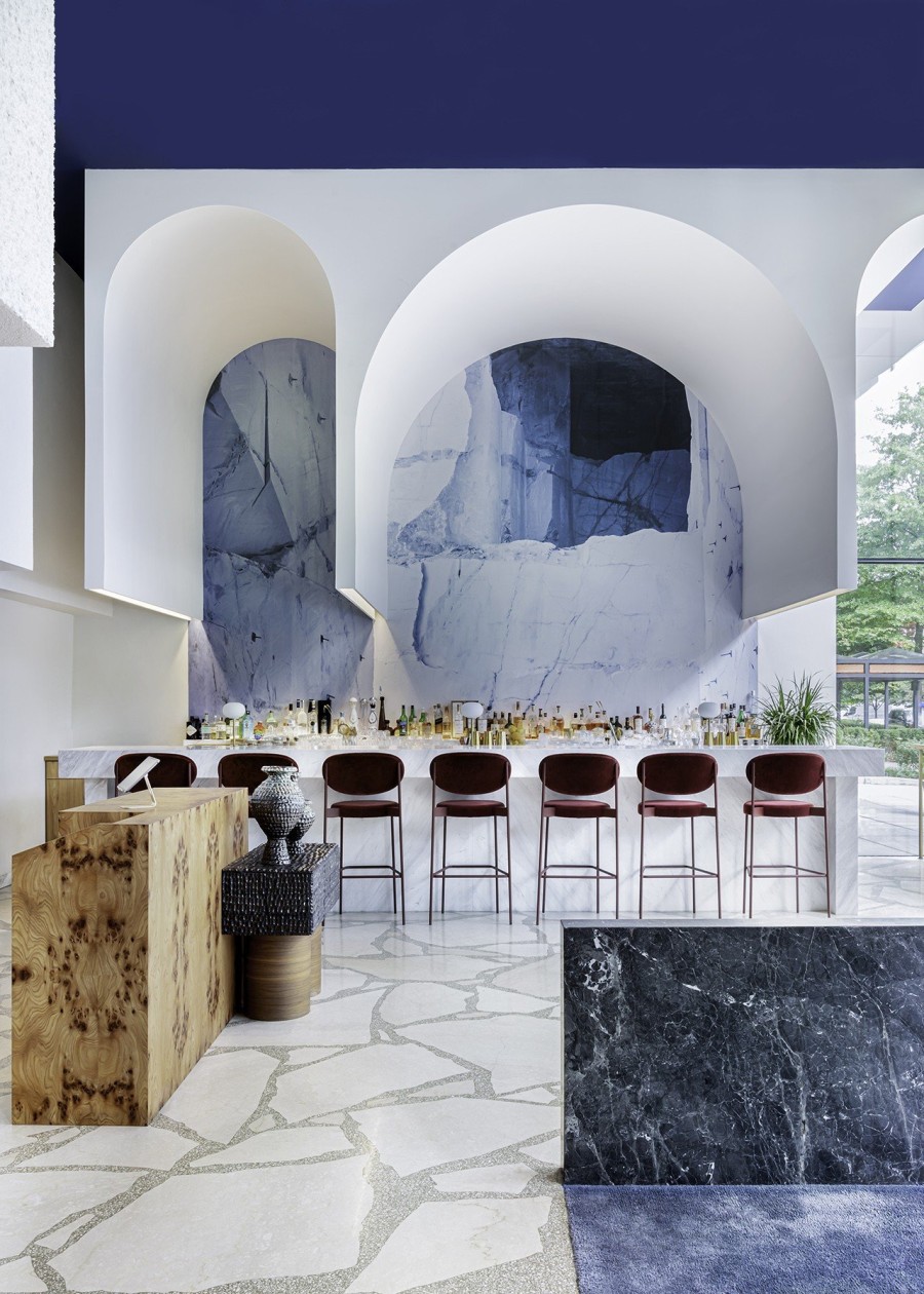 Imperfecto: Το fine dining εστιατόριο της Washington που φέρει το art direction του Έλληνα, Γιώργου Κορδάκη- Φωτογραφία 3