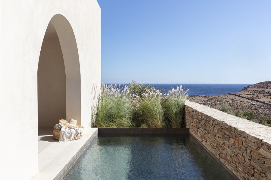 Dream places: Τέσσερα νέα ξενοδοχεία στα ελληνικά νησιά που αναμένεται να «κάνουν αίσθηση»- Φωτογραφία 1