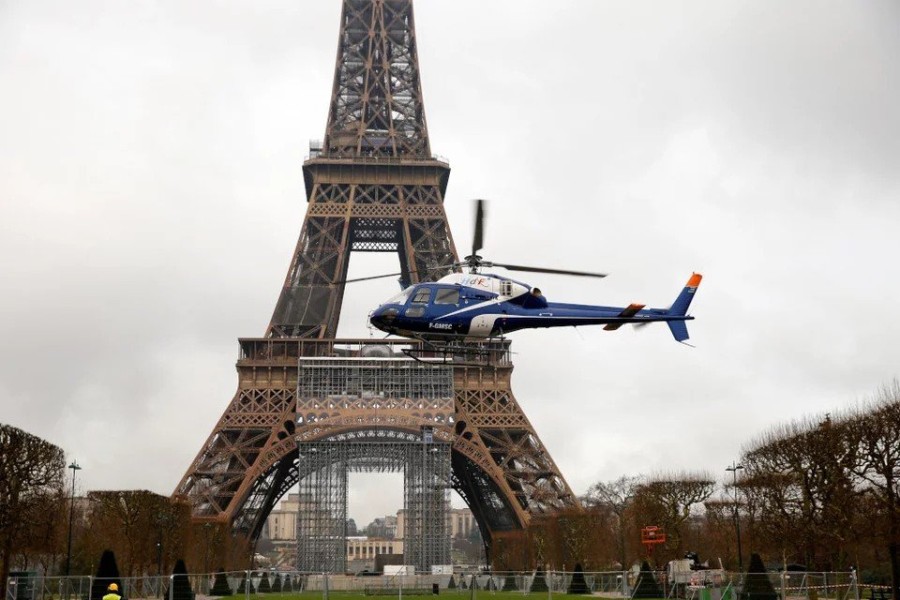 Ο Πύργος του Eiffel ψήλωσε κατά 6 μέτρα: Δείτε το φωτογραφικό υλικό από τη νέα επέκταση- Φωτογραφία 4