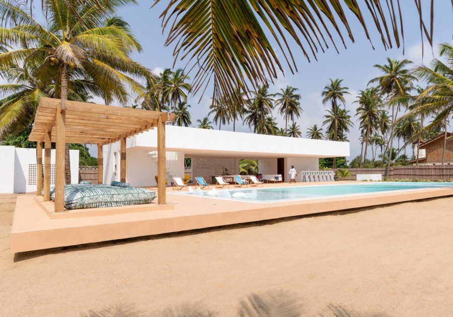 Ένα σαγηνευτικό vacation house σε μια τροπική τοποθεσία θυμίζει πολυτελές pool bar- Φωτογραφία 3