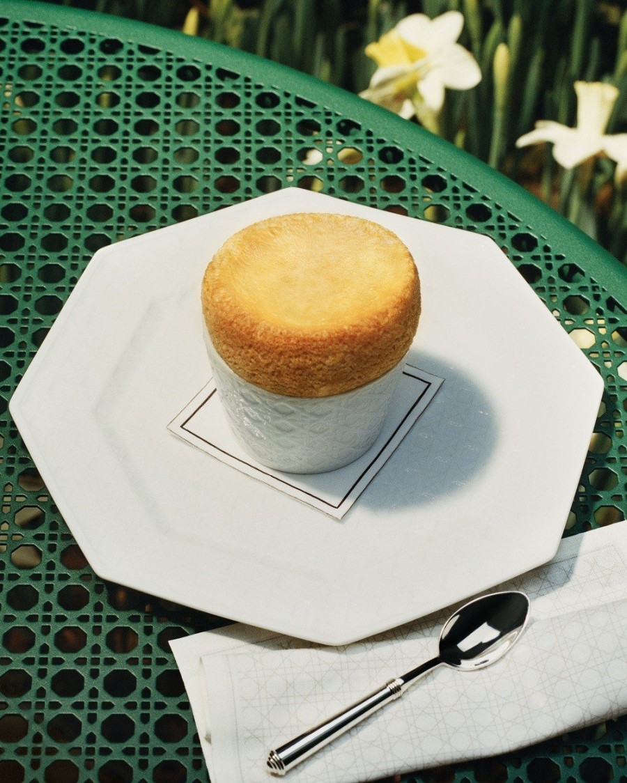 Το νέο εστιατόριο του οίκου Dior στο 30 Montaigne του Παρισιού αποτελεί έναν fine dining παράδεισο- Φωτογραφία 5