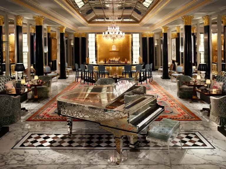 Περιηγηθείτε στους ανακαινισμένους χώρους του luxurious Dorchester hotel στην καρδιά του Λονδίνου - Φωτογραφία 1