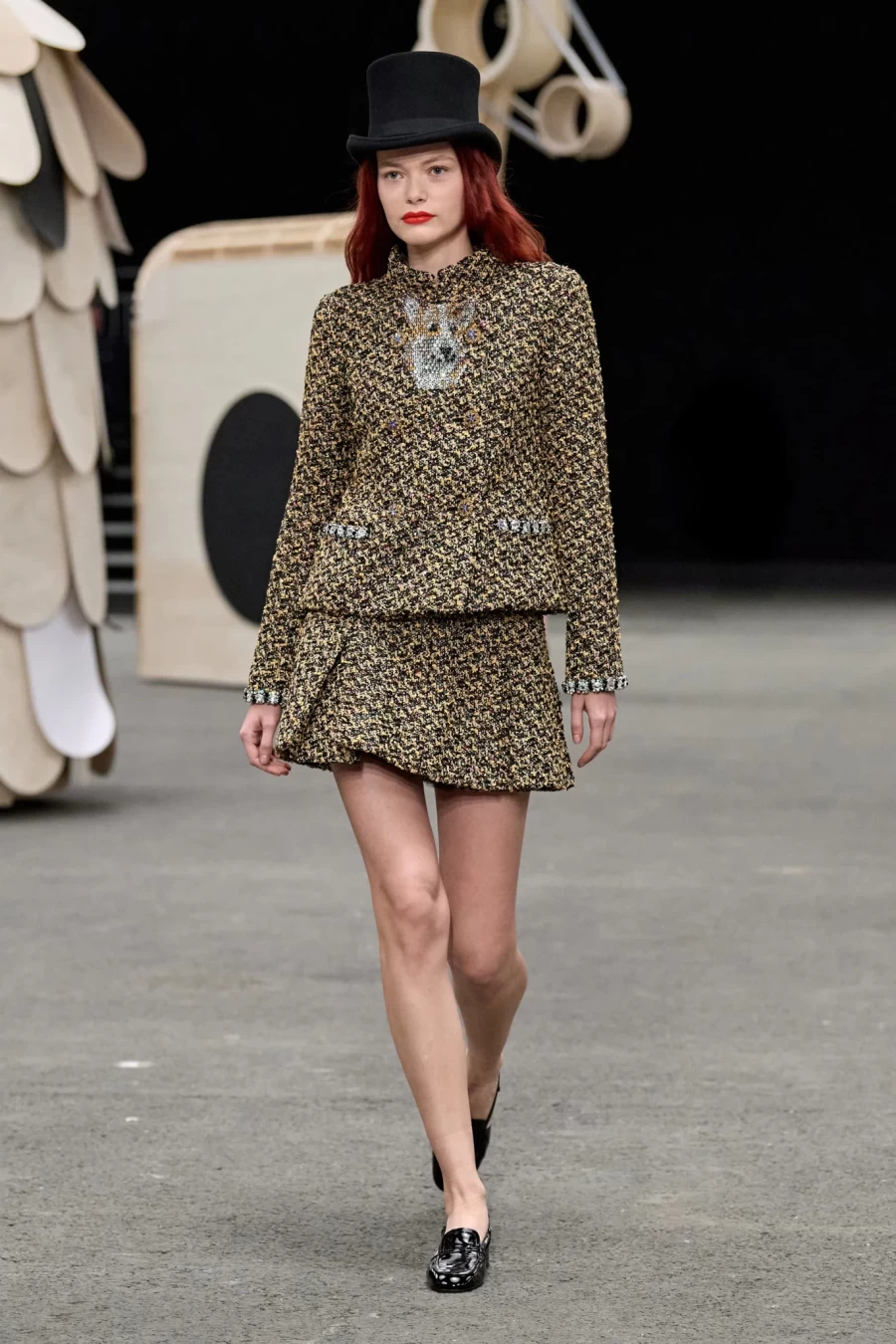 Η Chanel προσέφερε μία «παιχνιδιάρικη» νότα στην Haute Couture Fashion Week στο Παρίσι- Φωτογραφία 4