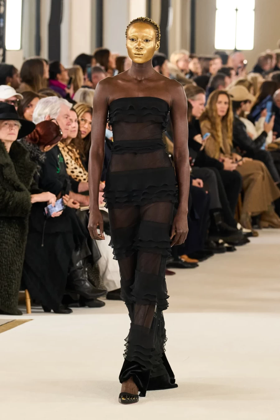 Paris Haute Couture: Dior και Schiaparelli άνοιξαν την Εβδομάδα Μόδας στο Παρίσι- Φωτογραφία 6