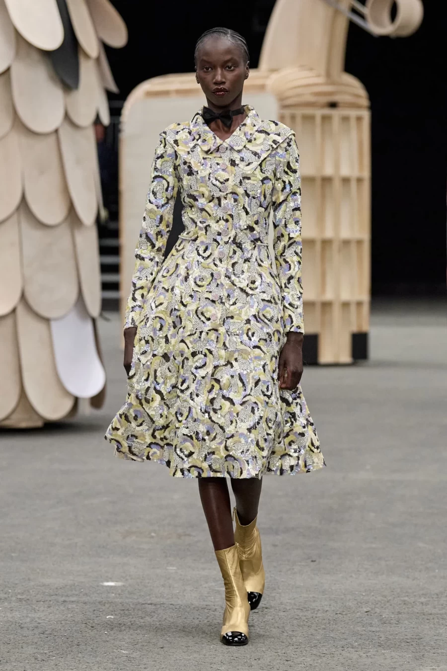 Η Chanel προσέφερε μία «παιχνιδιάρικη» νότα στην Haute Couture Fashion Week στο Παρίσι- Φωτογραφία 16