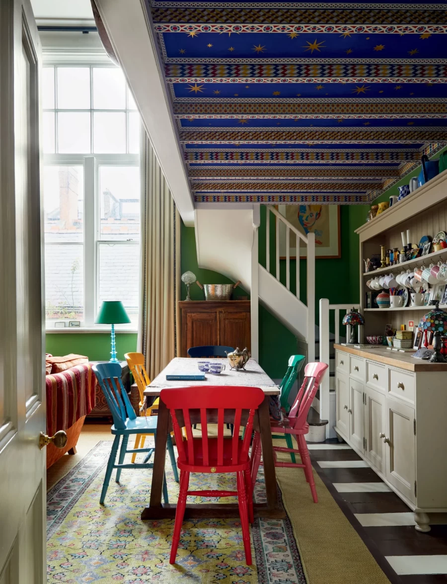 Μυηθείτε στη γοητευτική ατμόσφαιρα μιας πολύχρωμης κατοικίας του Λονδίνου - Φωτογραφία 1