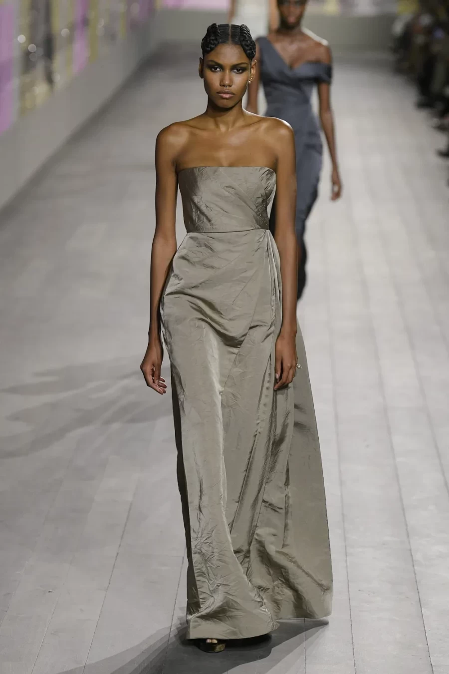 Paris Haute Couture: Dior και Schiaparelli άνοιξαν την Εβδομάδα Μόδας στο Παρίσι- Φωτογραφία 29
