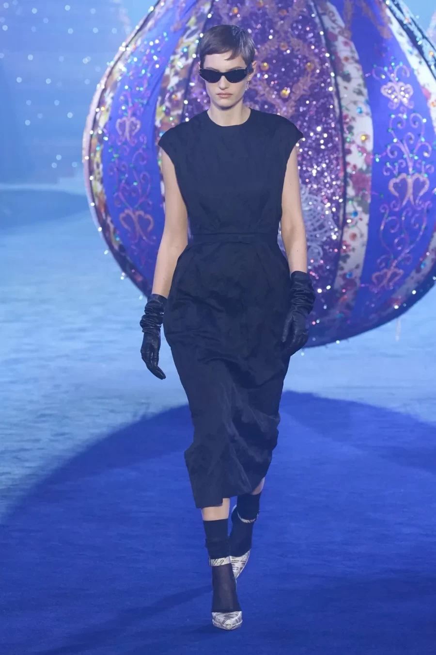 Dior F/W23: Η Maria Grazia Chiuri δημιούργησε ένα show-φόρο τιμής στη Catherine Dior- Φωτογραφία 2