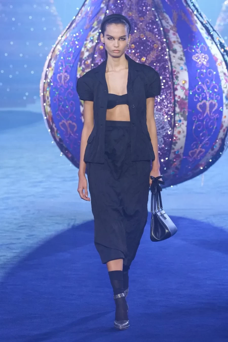 Dior F/W23: Η Maria Grazia Chiuri δημιούργησε ένα show-φόρο τιμής στη Catherine Dior- Φωτογραφία 3