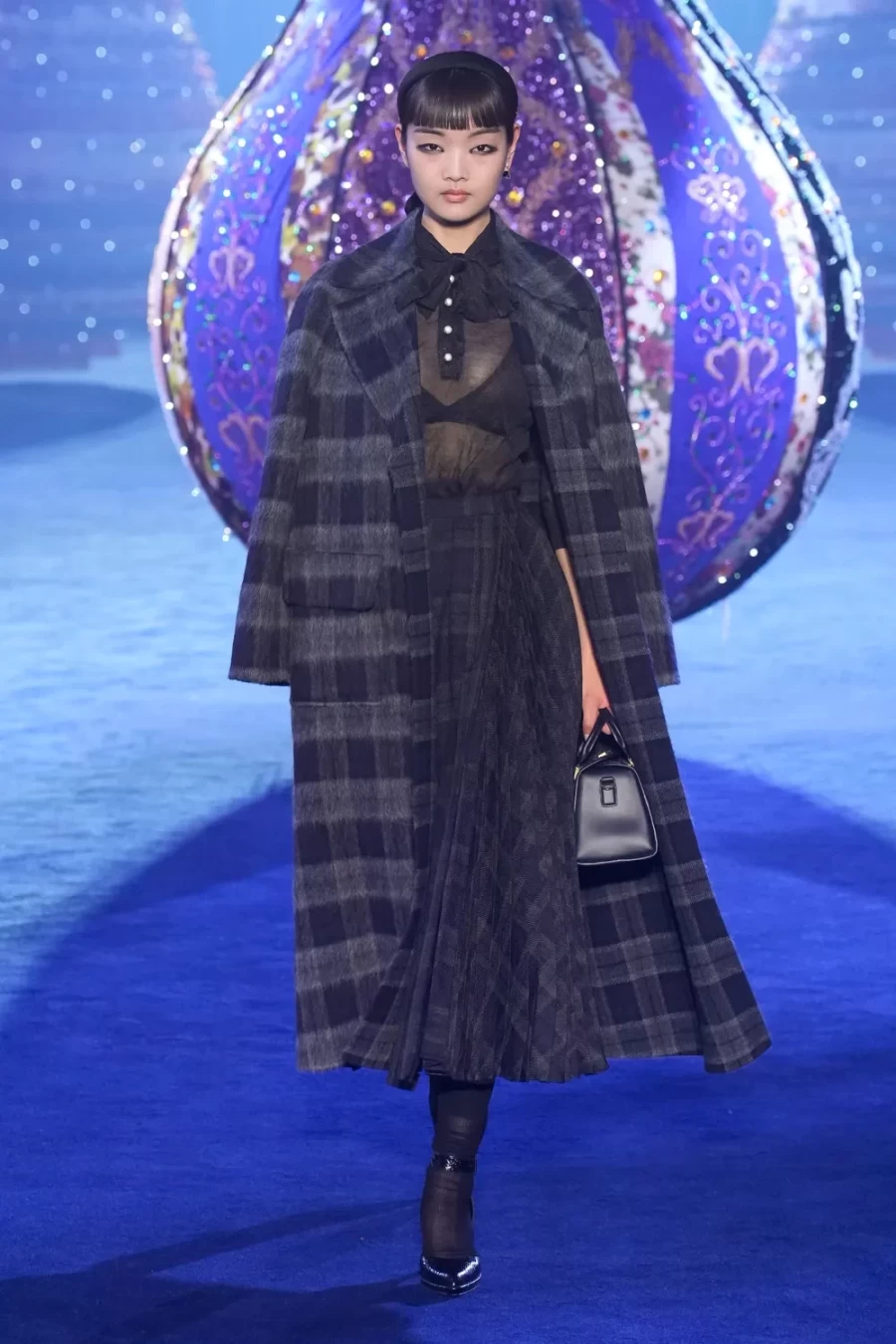 Dior F/W23: Η Maria Grazia Chiuri δημιούργησε ένα show-φόρο τιμής στη Catherine Dior- Φωτογραφία 38