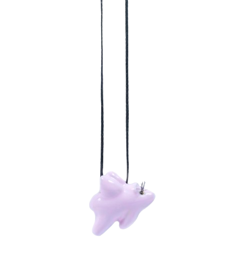  Flying pig pendant 