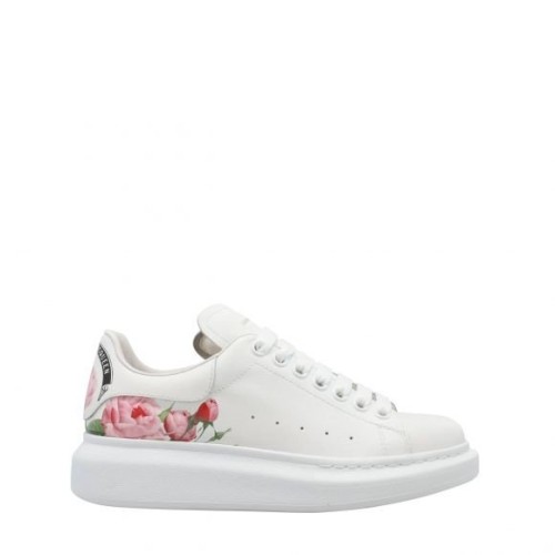  Floral sneakers  