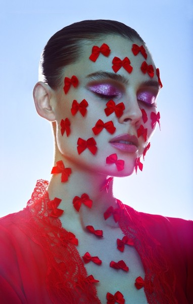 bows-covering-face-all-over-beauty-valentines-day.jpg