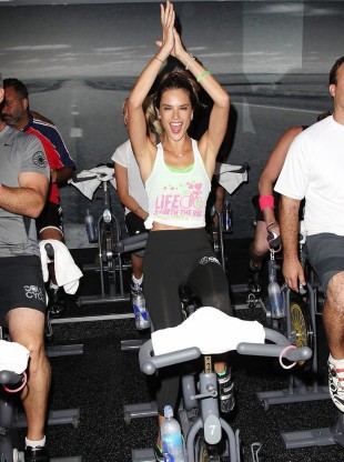 celebrity-work-out-6.jpg celebrity-work-out-6.jpg