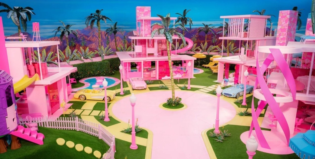 barbie-house-r8fdM.jpg