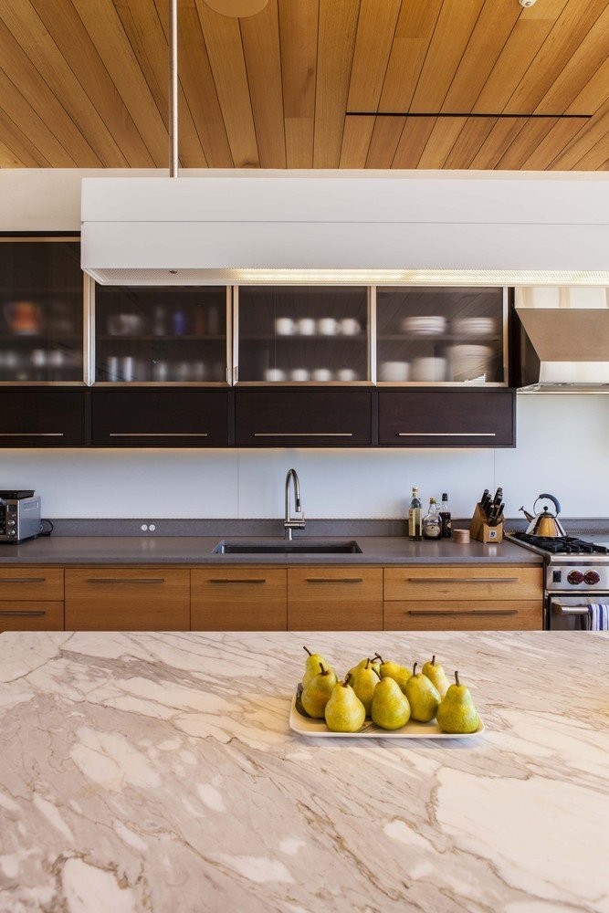 beach-house-kitchen-jane-messinger.jpg