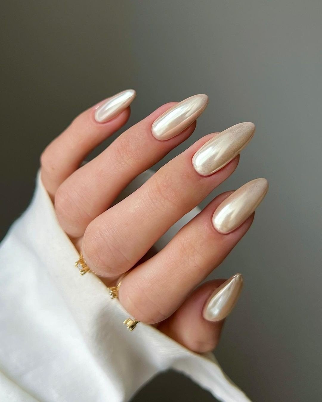 nude-nails.jpg