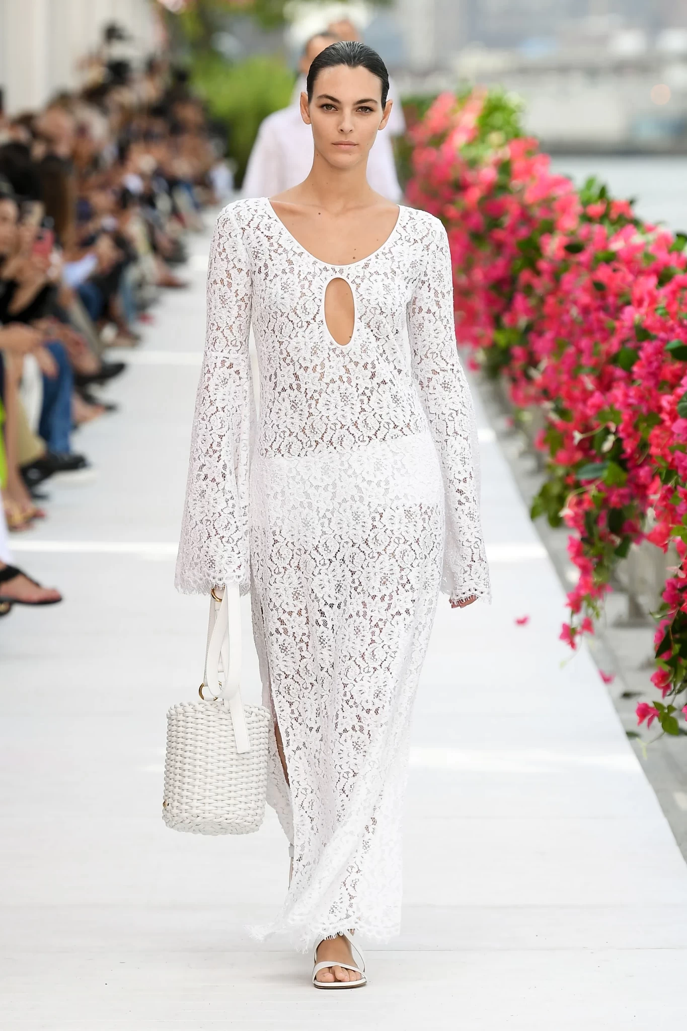 00001-michael-kors-collection-spring-2024-ready-to-wear-credit-gorunway.webp