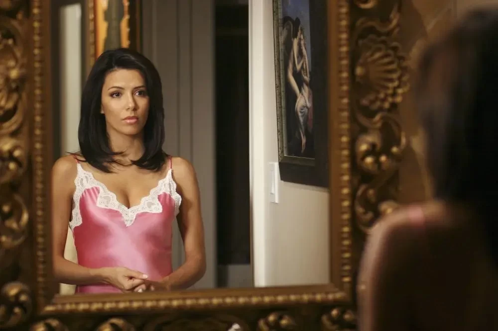 eva-longoria-desperate-housewives-7.webp