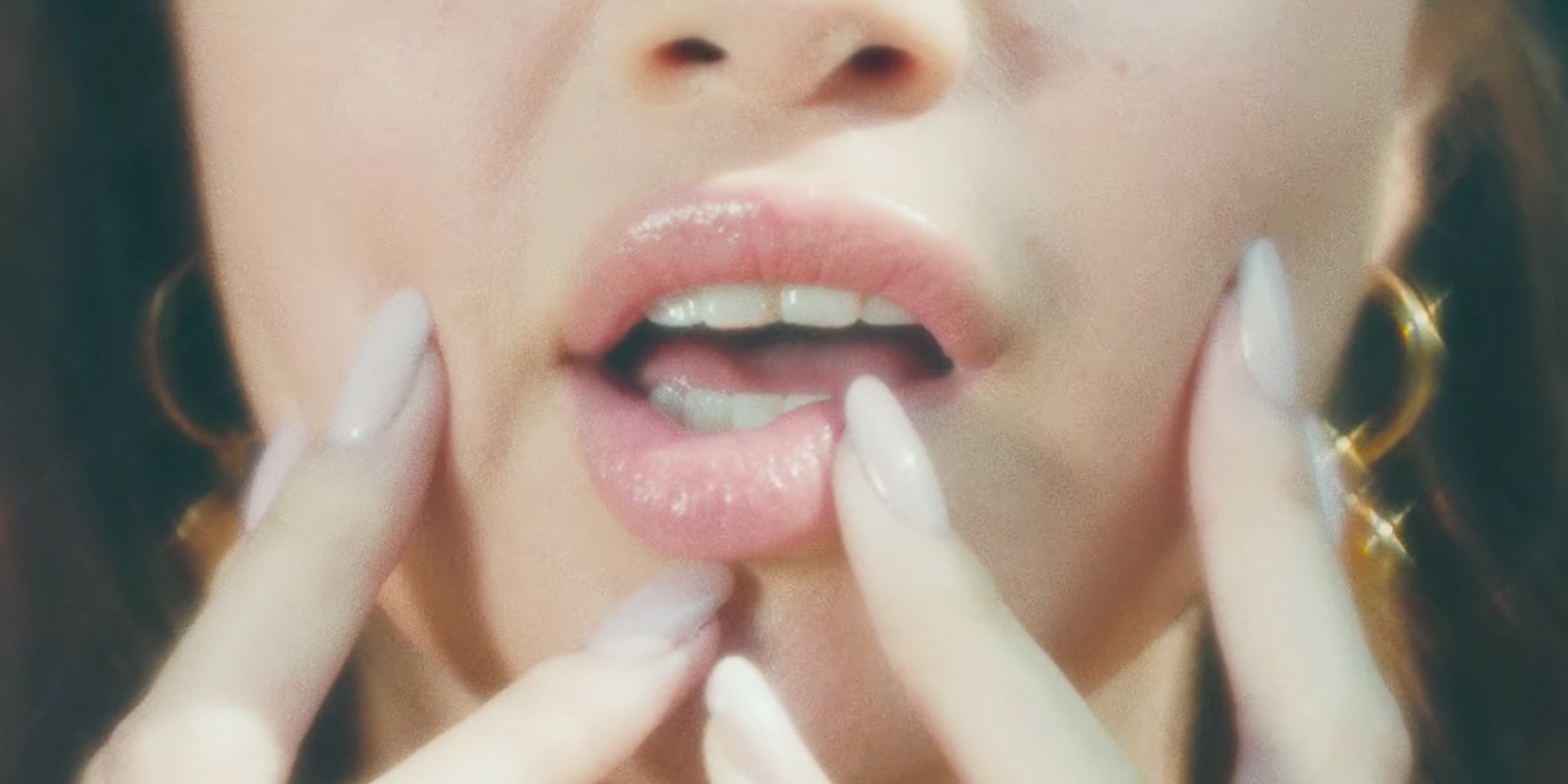 makeout-lips.jpg