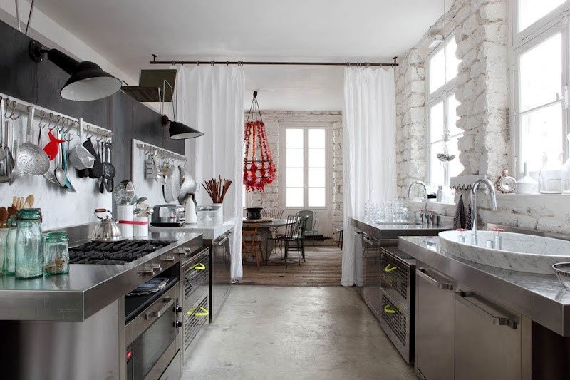 paola-navone-paris-apartment-kitchen-w-red-chandelier-copy.jpg