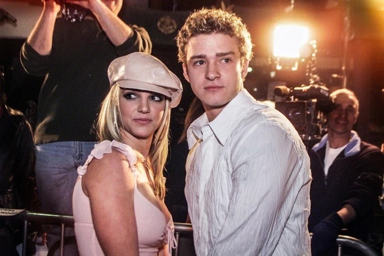 231017-britney-spears-justin-timberlake-ew-1216p-5c211a.jpg