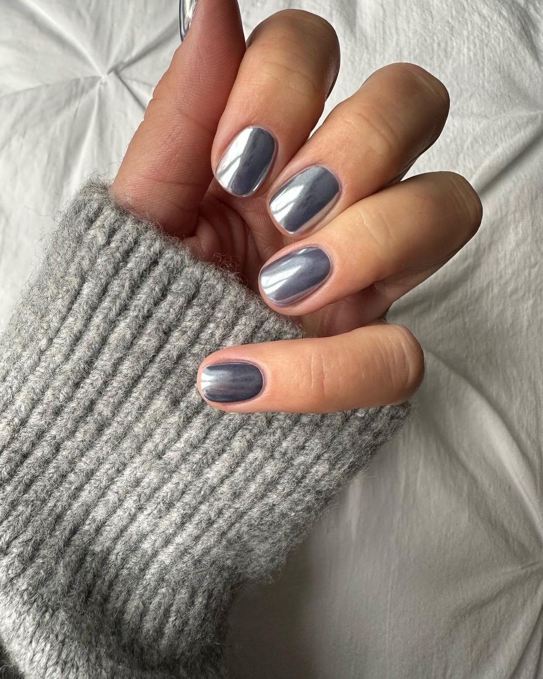 gelbymegan-nails.jpg