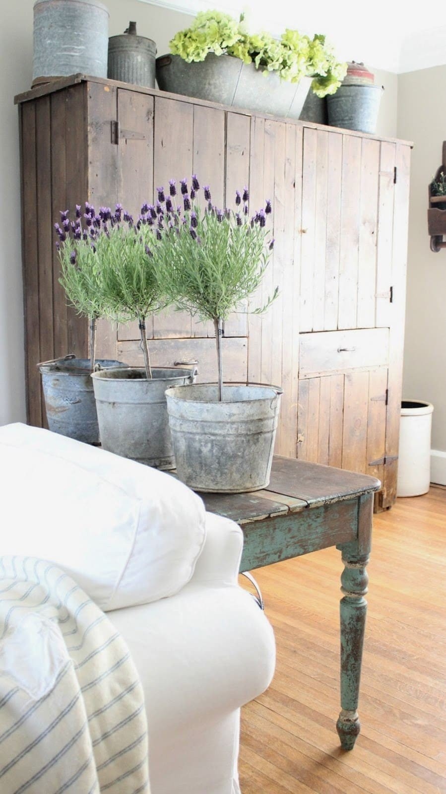lavender-topiary-farmhouse-home-decor.jpg