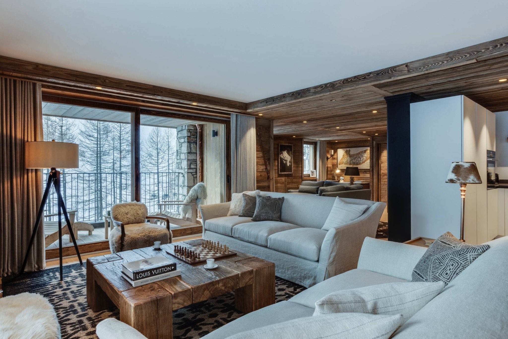 vail-lodge-living-room-looking-through-to-snug-day.jpg