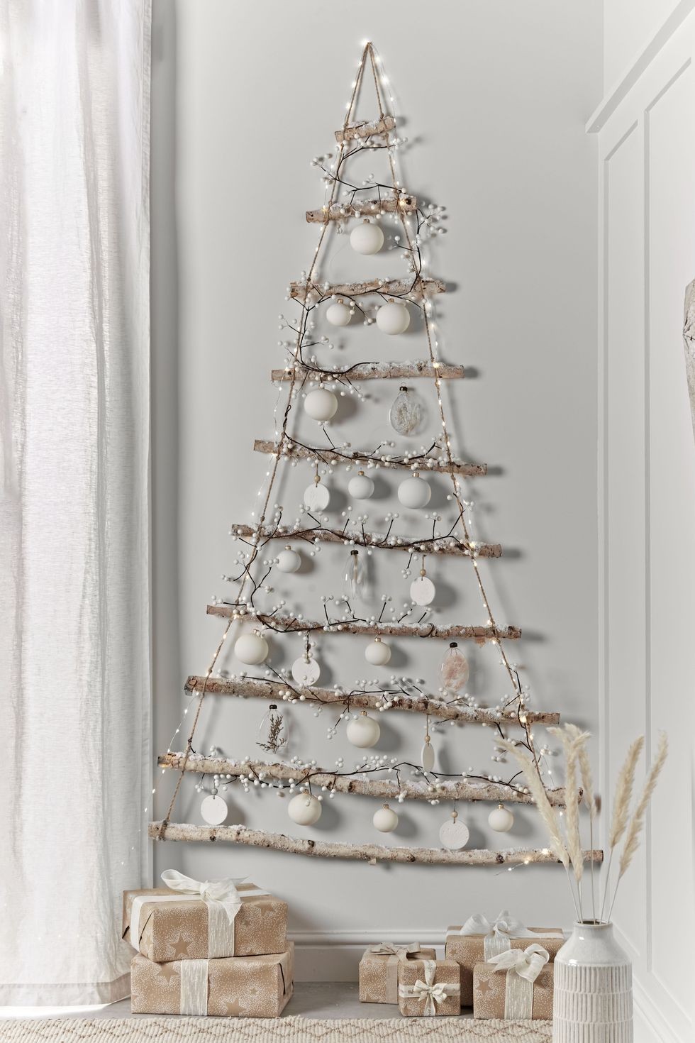 cox-cox-frosted-branches-hanging-tree-large-55-small-20-1605042517.jpg