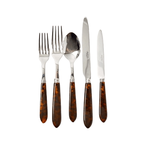 tortoiseshell-cutlery-5-piece-mrs-alice-1-2883013c-b923-4ee5-bea1-1900921f6bf0-1298x1298-removebg-preview-LQgyh.png