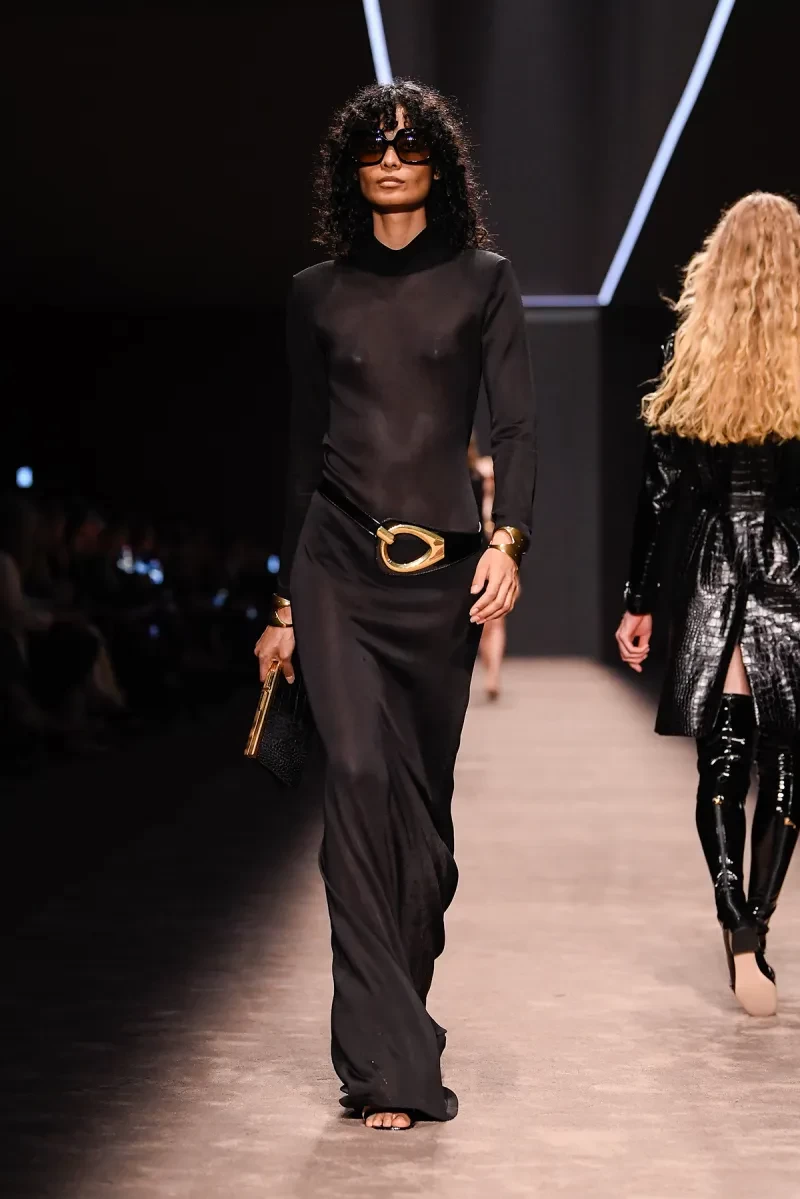 gyg6796-1200tom-ford-spring-2024-milan-fashion-week-photos.webp