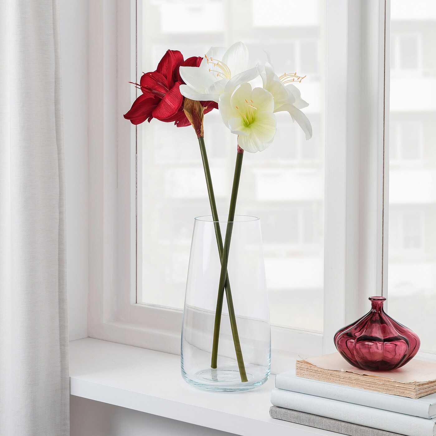 vinterfint-artificial-flower-in-outdoor-amaryllis-white-0948715-pe799233-s5.jpg