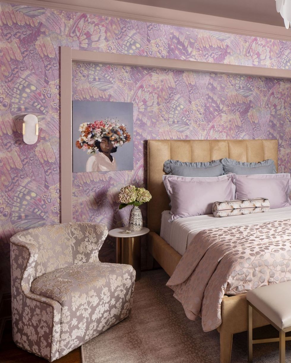 bedroom-design-ideas-2024-hbx110123wh-bluelounge-001-65816c078f094.jpeg