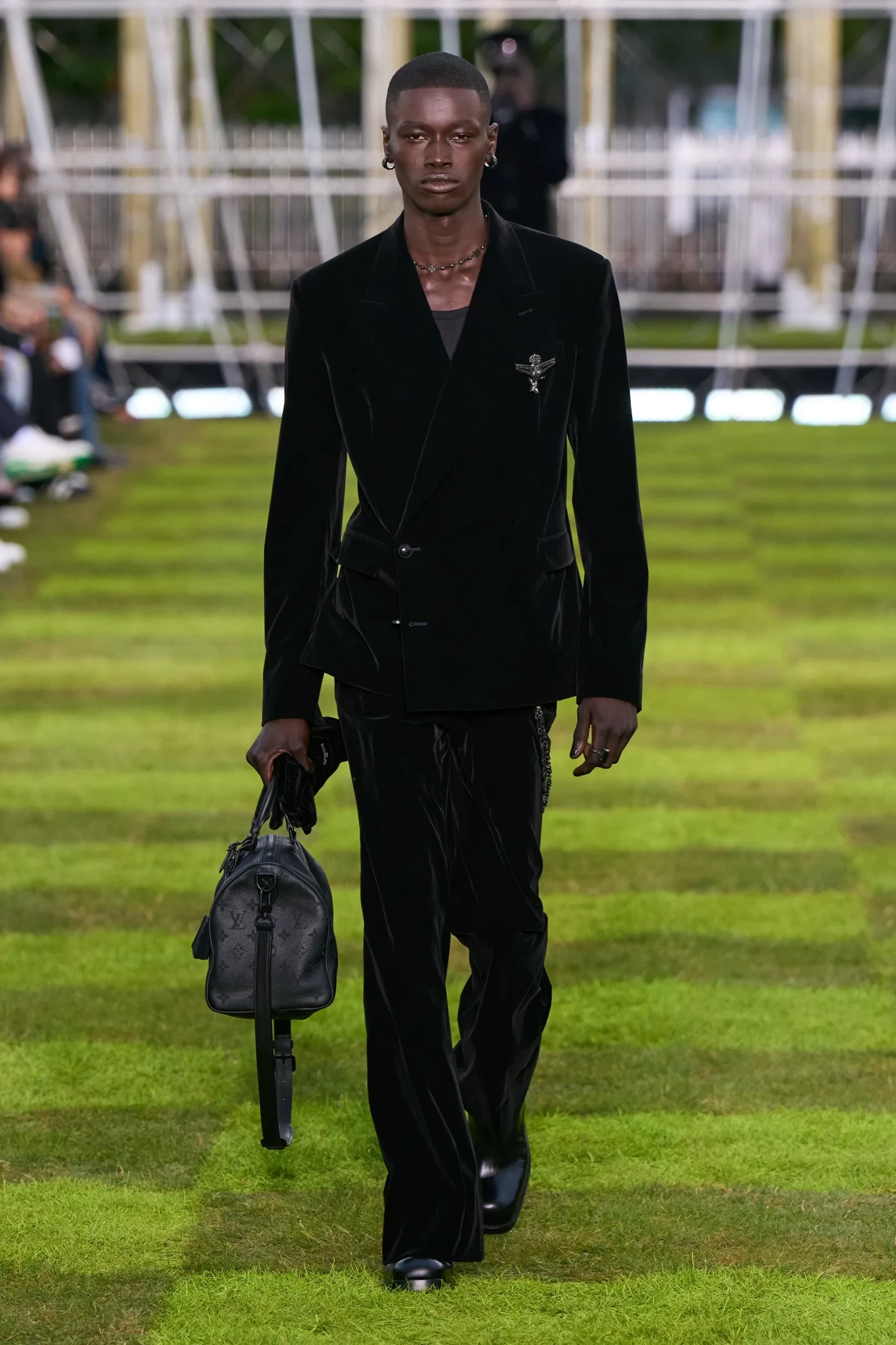 00001-louis-vuitton-spring-2025-menswear-credit-gorunway.webp